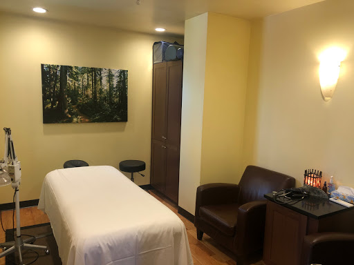 Holistic Health Clinic - Thumbnail