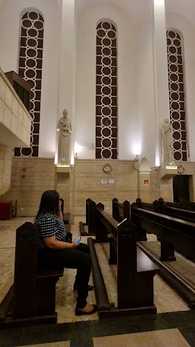 Horário de funcionamento de Paróquia Santíssima Trindade