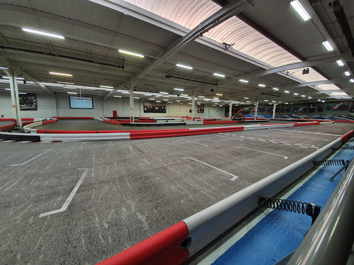 K1 Speed ​​- Indoor Go Karts Lyon, Salle d'événements d'entreprise, Anniversaires - Thumbnail