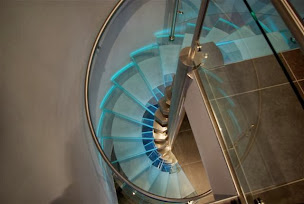 Photo n°1 de Proprietes et Commerces Gard- IE à Anduze (Société de fabrication d'escaliers)