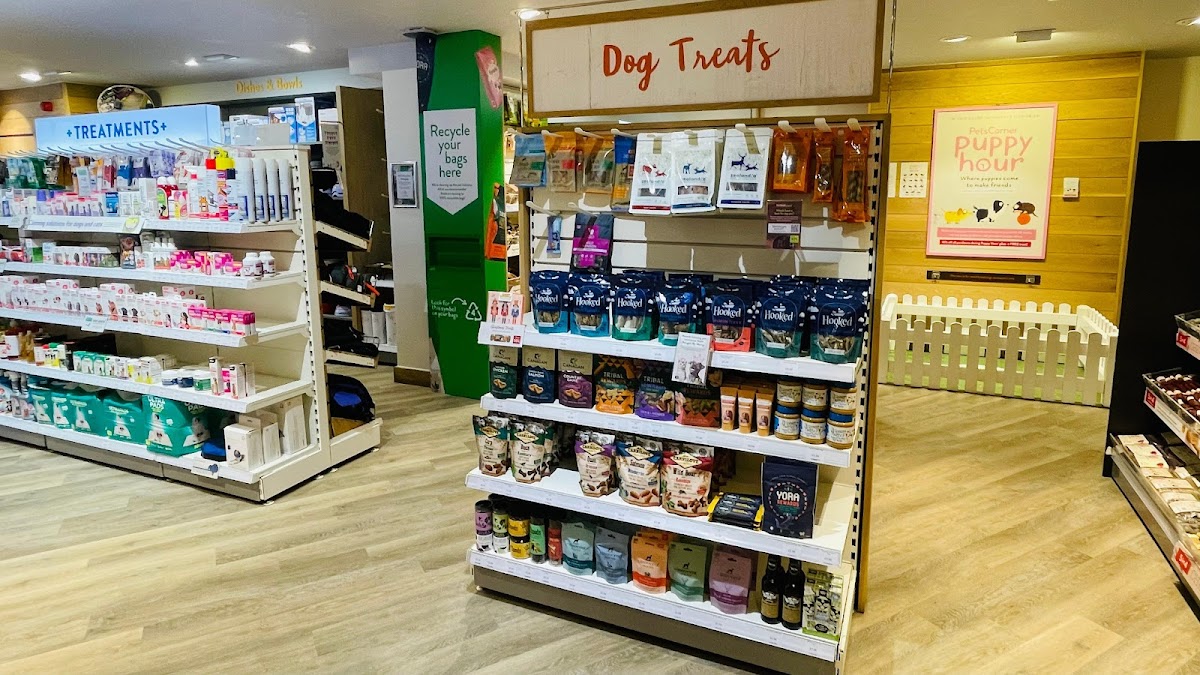 Pets Corner Ringwood interior