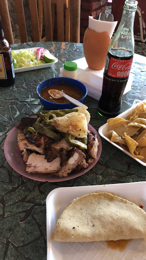 Pollos Chingon - Visual
