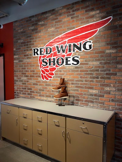 RED WING - LINCOLN, NE