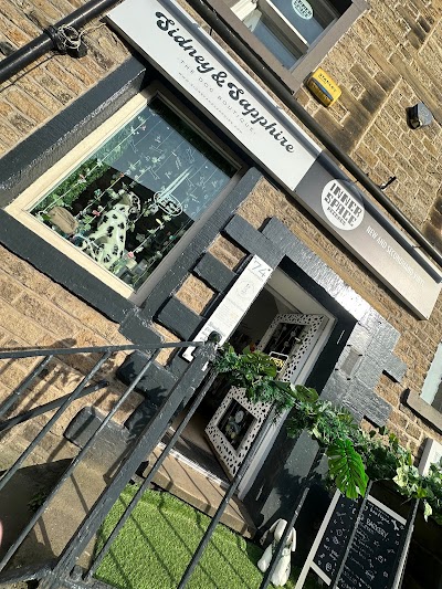 Sidney and Sapphire Dog Lifestyle Store & Spa