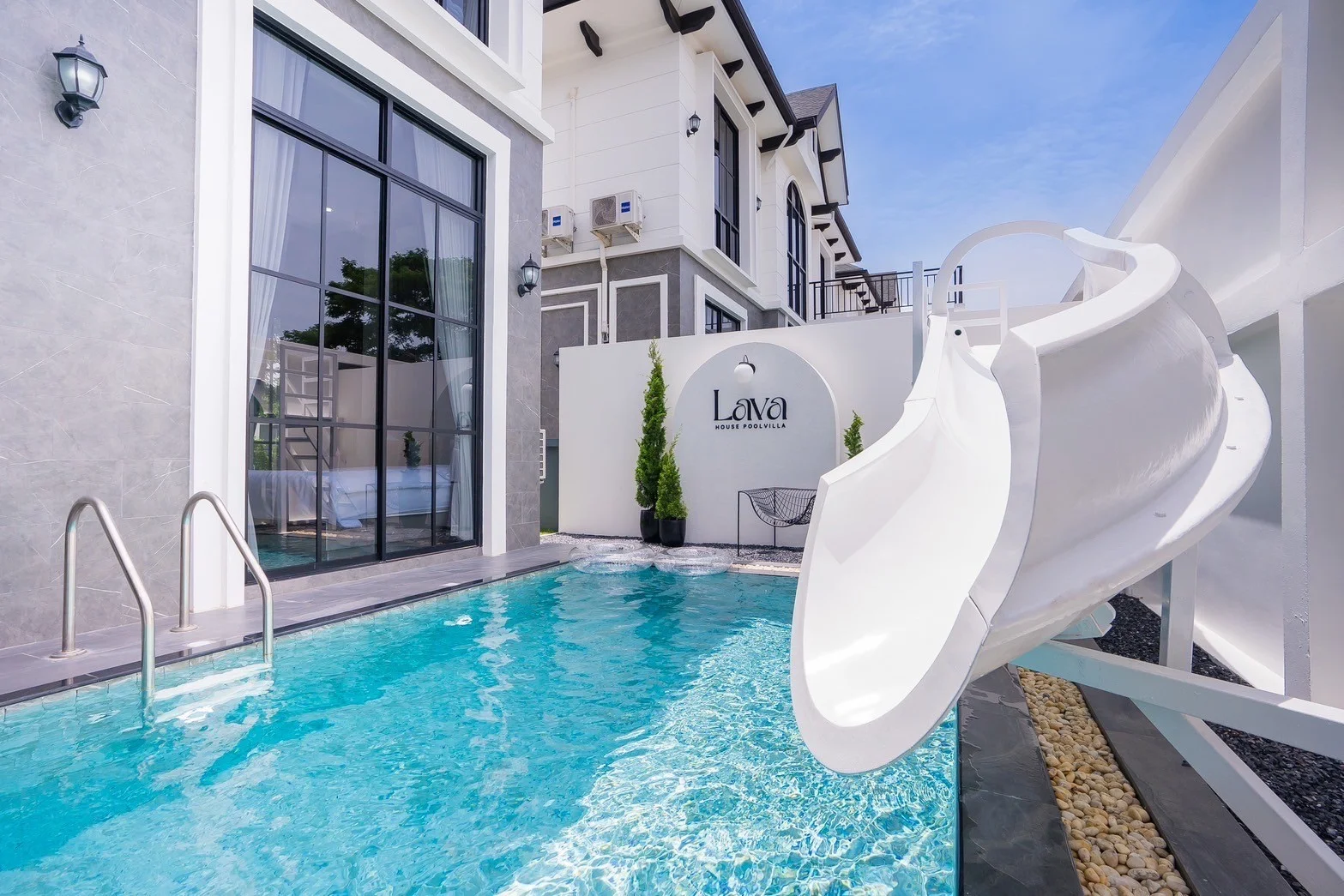 Lava House Poolvilla