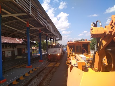 Photos of Stasiun Kradenan