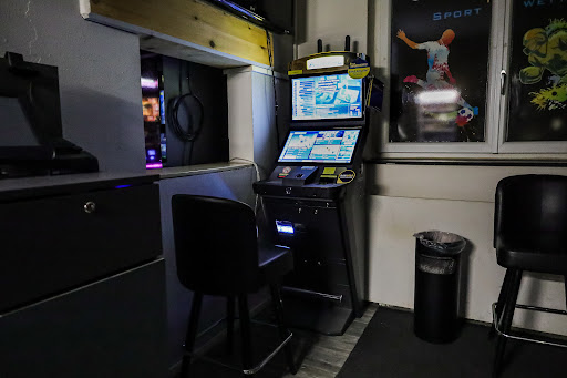 Gamblers Lounge - Thumbnail