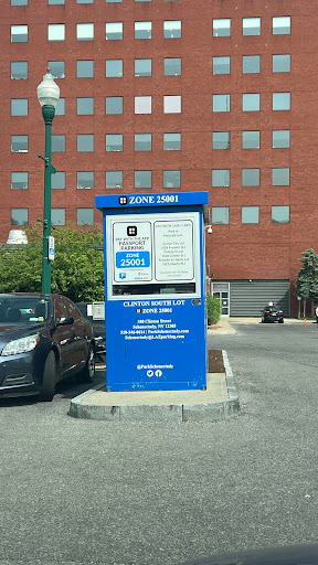 Public Parking - LAZ (Lower Clinton St.)