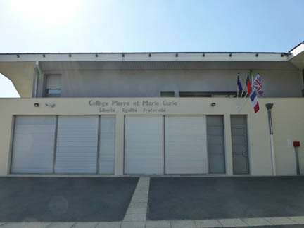 Middle School Pierre Et Marie Curie - Thumbnail
