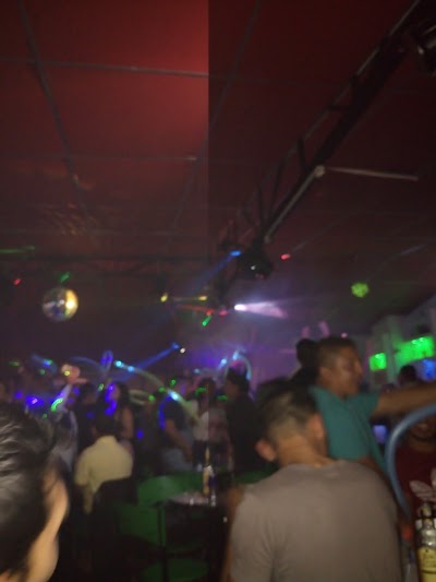 Photos of Barriles Bar