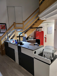 Photo n°12 de Eurl Cyril NORMAND à Isle (Centre de prothèses dentaires)