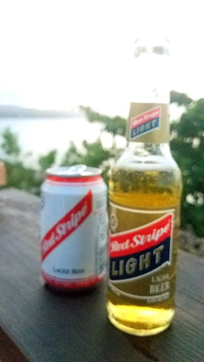 Photos of Bizot Bar at GoldenEye Resort