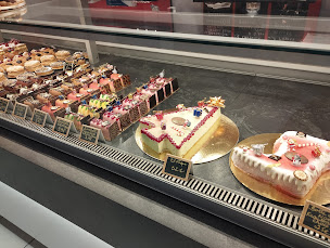 Photo n°37 de Boulangerie pâtisserie Gilbert Christophe et Patricia à Rouillon (Boulangerie)