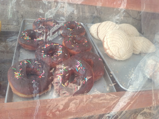 Pan de muerto y roscas Los Robles - Thumbnail