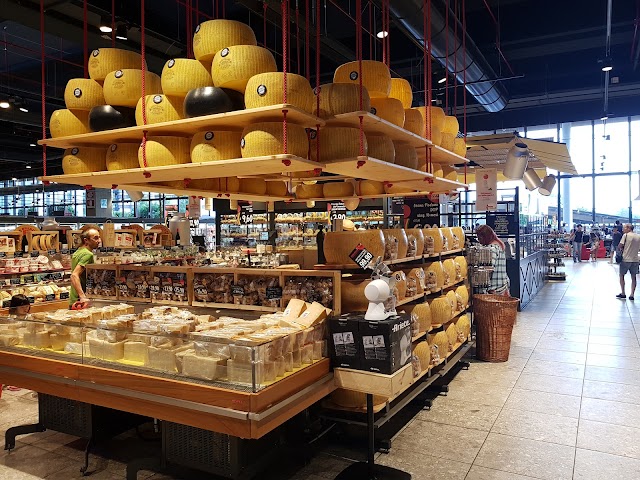 Iper, La grande i - Arese