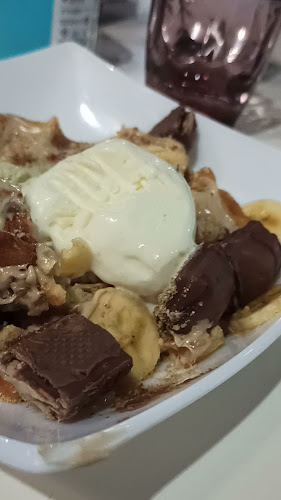 Ζαχαροπλαστείο Παραδοσιακό Πόρτο Χέλι