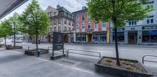 https://zahnarztzentrum.ch/olten?utm_source=google&utm_medium=mybusiness