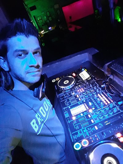 Photos of Tekyon Club