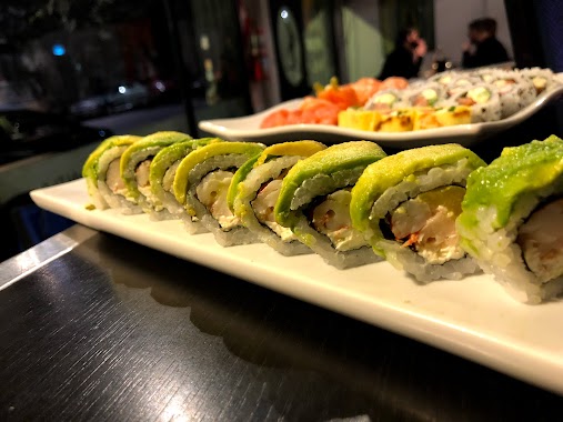 KENGAI SUSHI, Author: Leopoldo Polo