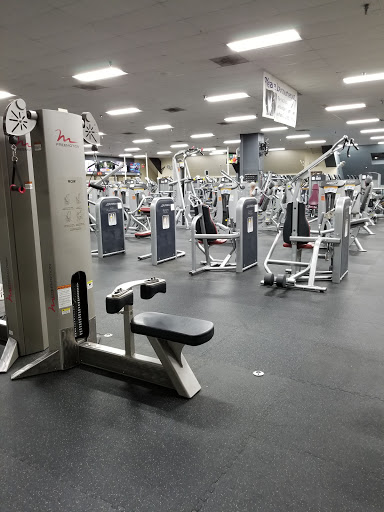 Cascade Athletic Club - Gresham Gallery - United States
