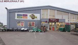 Photo n°7 de LaMaison.fr à Le Merlerault (Magasin de bricolage)