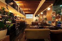 Cafe and Bar R
