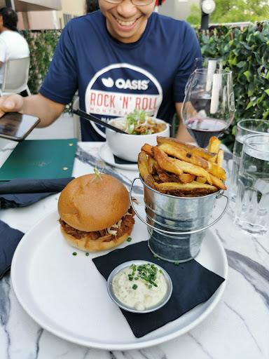 Astoria Bistro Botanique - Thumbnail