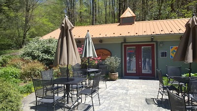 Photos of The Gap Deli at the Parkway