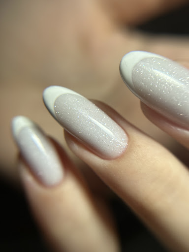 Manicure & pedicure Vasylyna Romanych