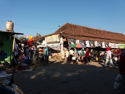Photos of Stasiun Barat