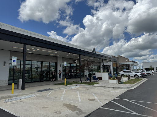 adidas Outlet Store Antioch - Thumbnail