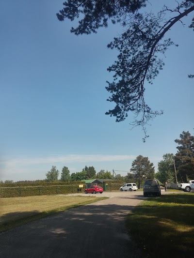 Photos of V&auml;&auml;na Wood School Ltd