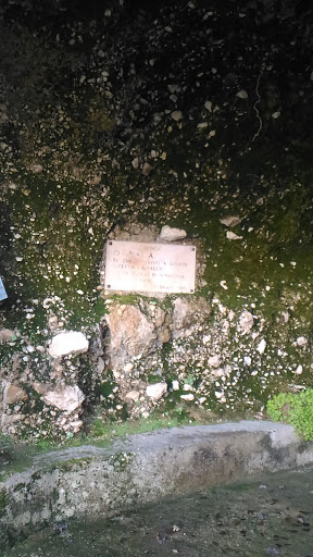 Santuario Madonna di Lourdese nella grotta - Thumbnail
