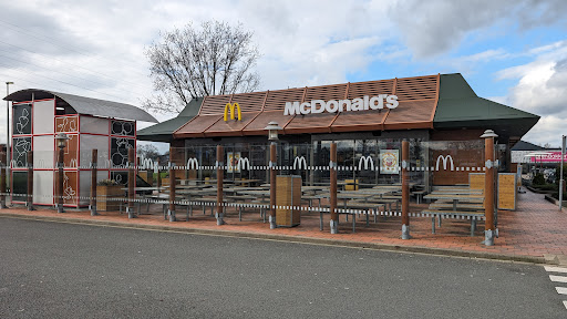 McDonald's Almelo Woonboulevard - Thumbnail