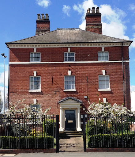 Peel House Apartments