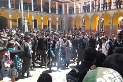 Photos of Colegio Nacional San Simon de Ayacucho