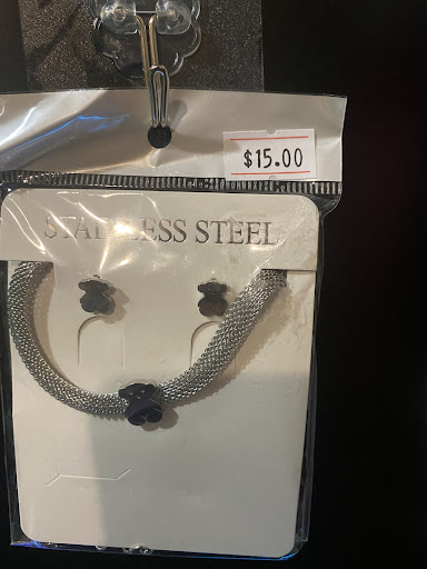 M&A accessory - Thumbnail