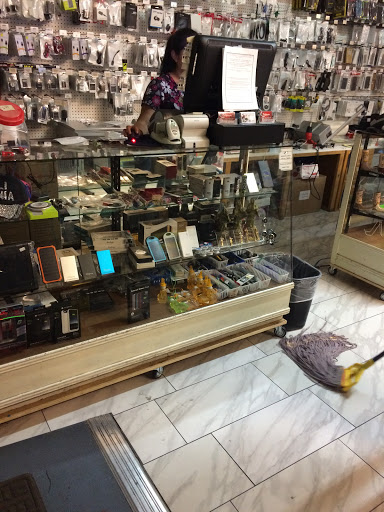 California Cell Phone Accessories, Cell Phone and Computer Repair - Thumbnail