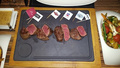 Photos of Prime Steak & Wine &Eacute;tterem
