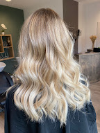 Cindy coiffeuse troissereux Salon Belissima à Troissereux