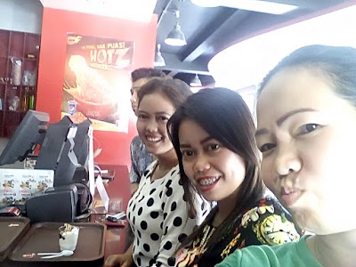 Photos of KFC SPBU Marelan