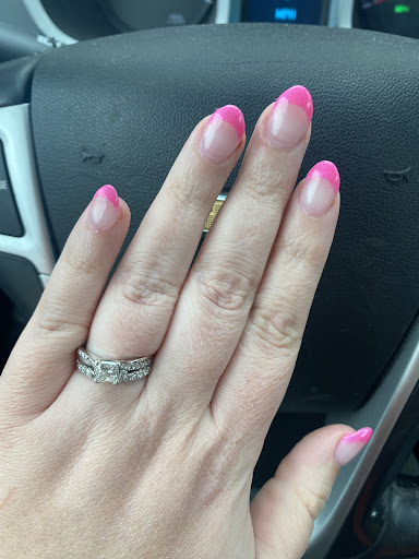 Maggie's Nails
