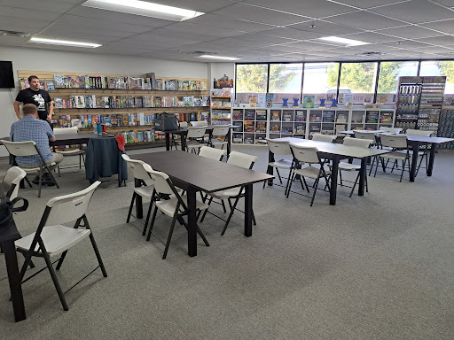Capstone Games Store - Visual