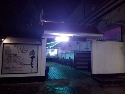 Photos of white garden