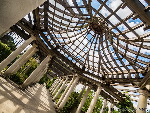 The Hill Garden and Pergola