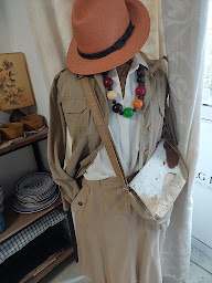 Photo n°25 de Brocante La malle de louise à Auray (Magasin de meubles d'occasion)