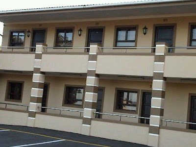 Photos of OAKLANDS Guest Lodge