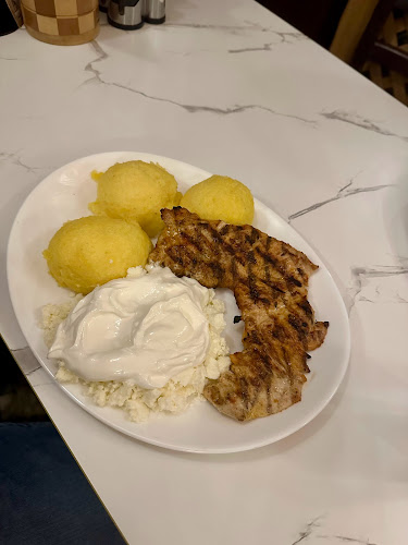 Blancos Cafe - London