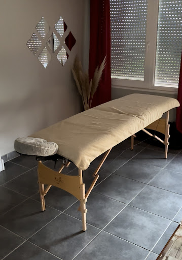 Masseuse à domicile Toulouse - Elisa - Thumbnail