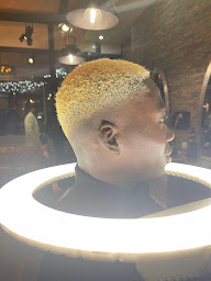 Photo n°20 de Kings barbers à Cergy (Salon de coiffure)